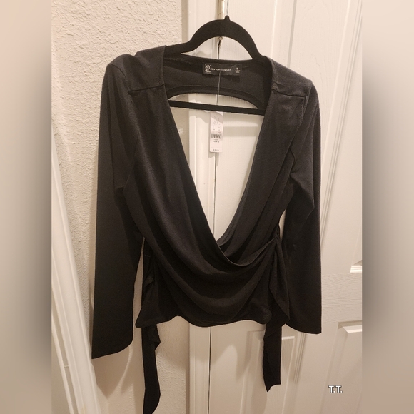 Open back Top - Picture 2 of 3